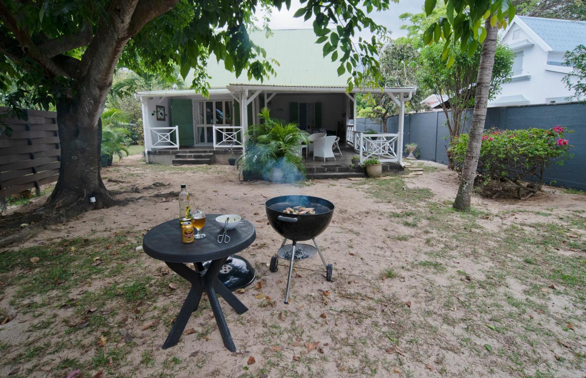 La Case Creole Roches Noires المظهر الخارجي الصورة